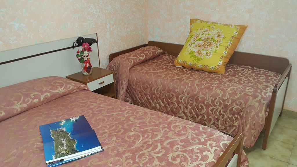Hotel Menta E Rosmarino Monte SantʼAngelo Εξωτερικό φωτογραφία